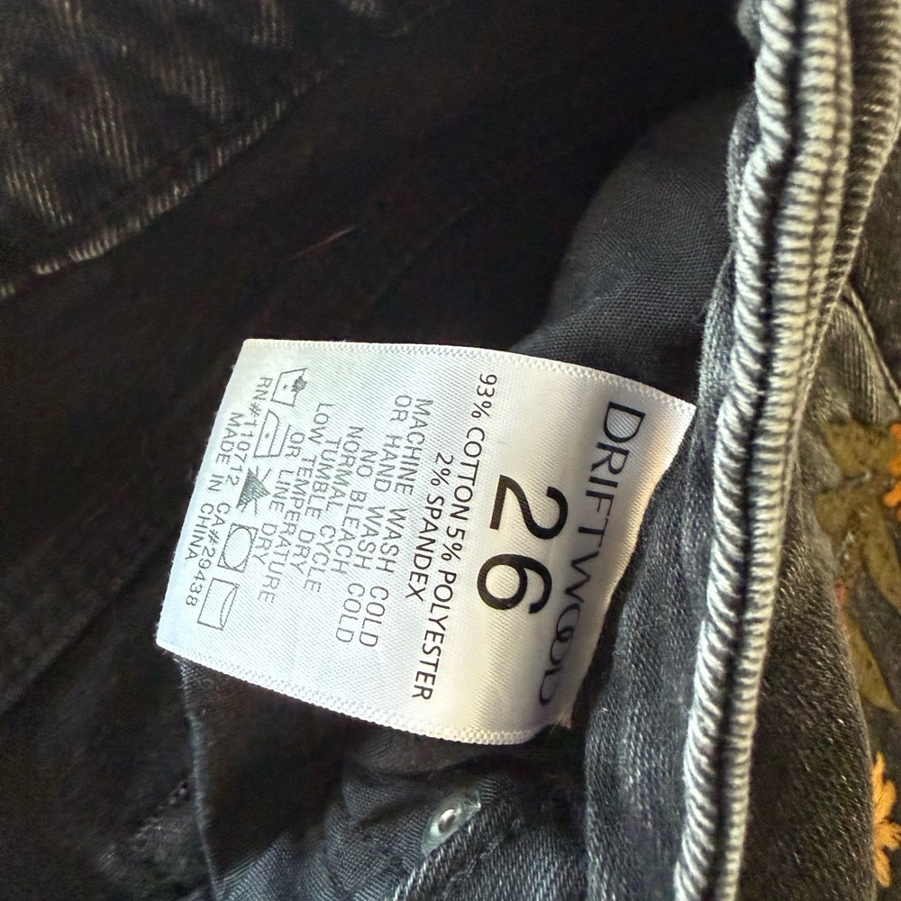 RARE DRIFTWOOD Farrah hallucination Black Flare Jeans with witchy Embroidery - Picture 3 of 9